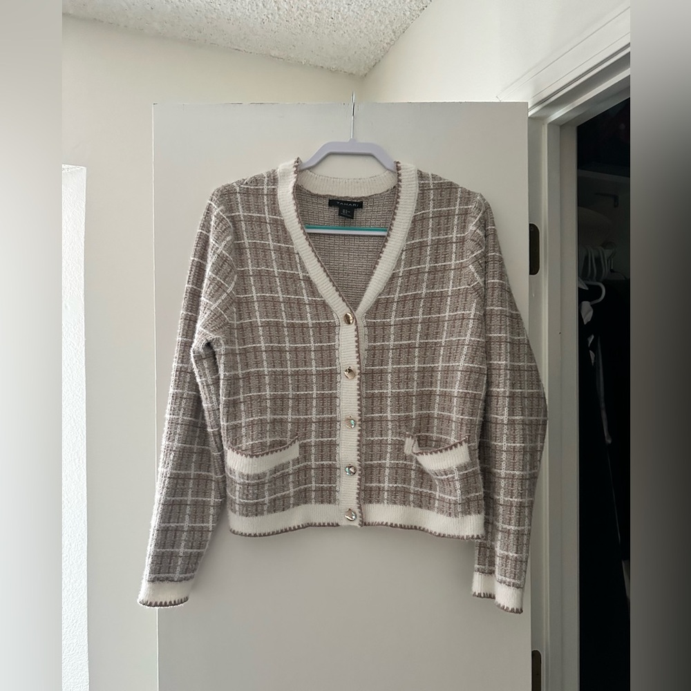 Tahari sweater